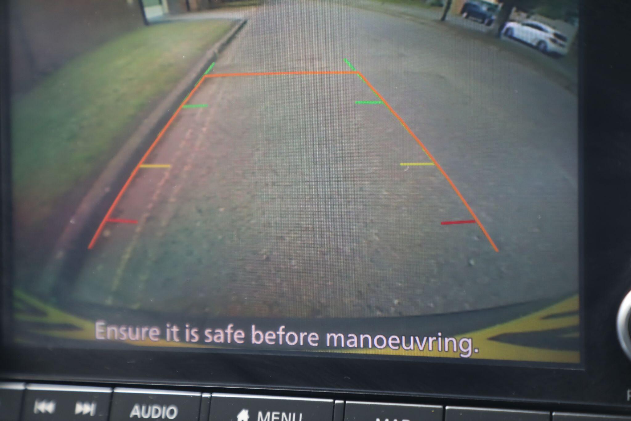 Large vehicle image